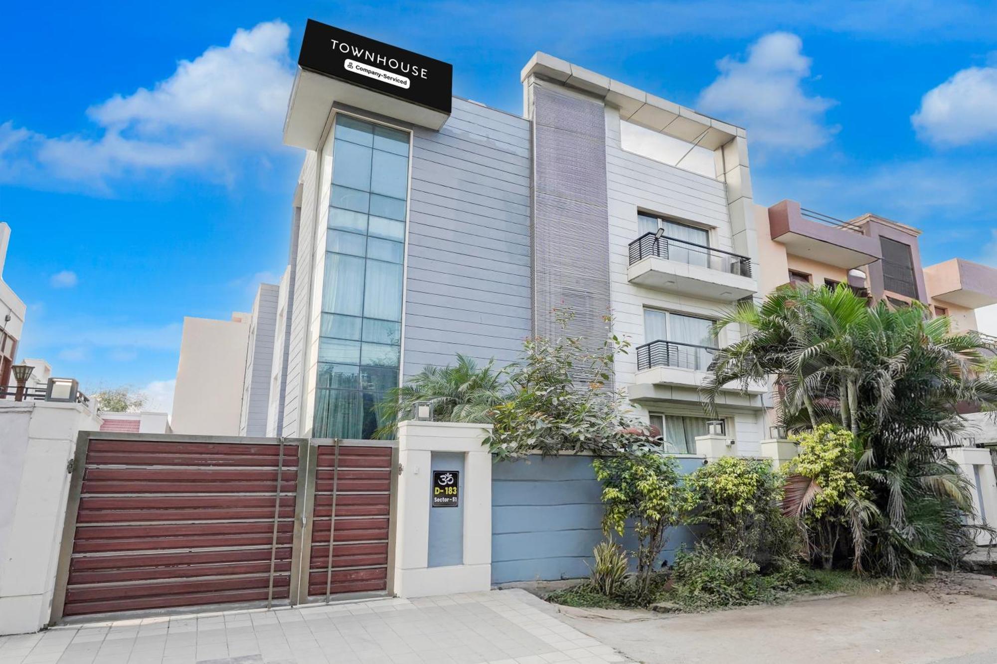 Super Townhouse Sector 51 Noida Near Metro Station Hotel Ngoại thất bức ảnh